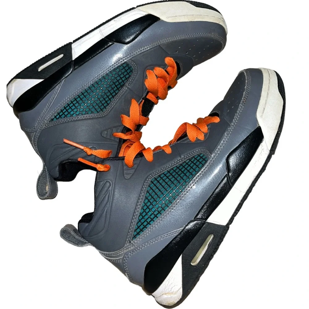 Youth Nike Air Jordan Flight Grey/Black/Teal Sneakers - 6.5Y (Women’s 8) - Picture 11 of 13